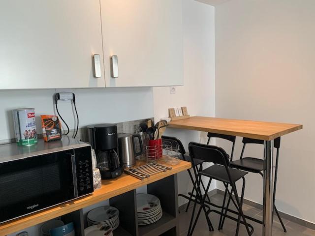 Appartement 4 Chambres Centre-Ville Bourg-en-Bresse Buitenkant foto